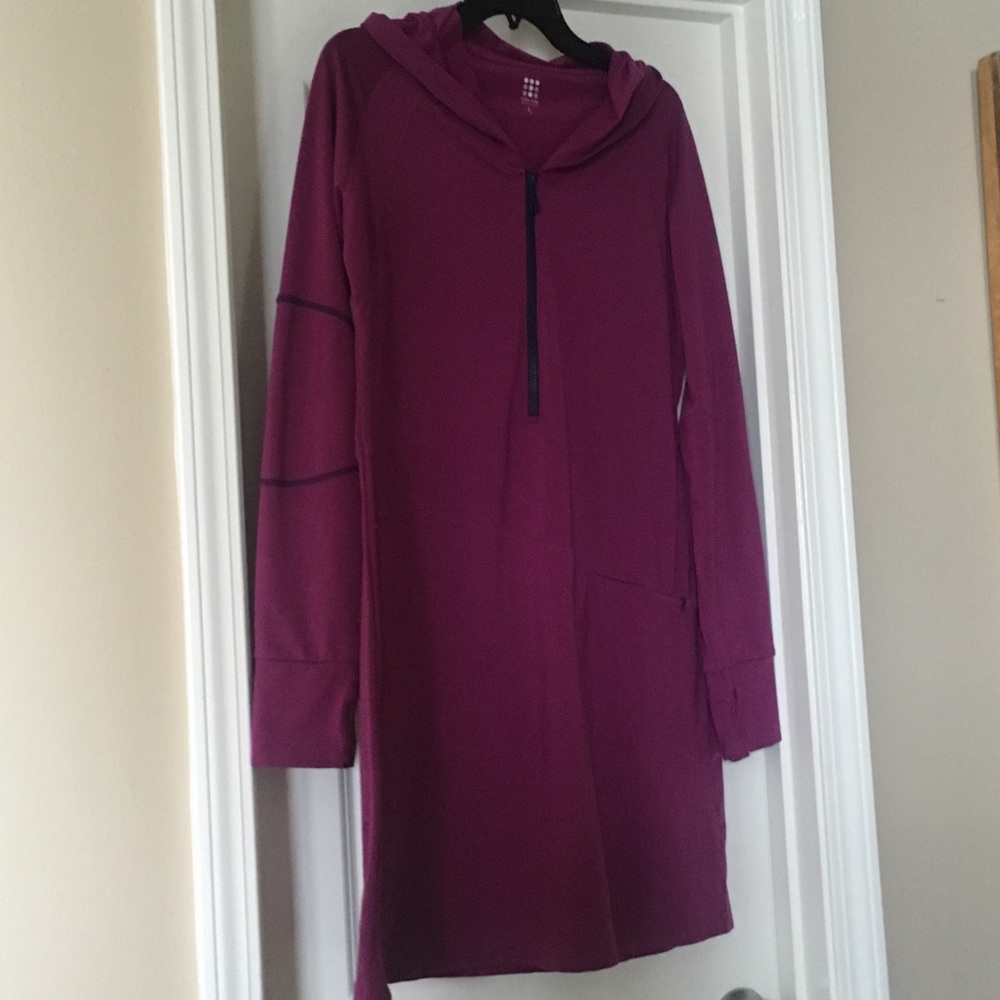 Title Nine athletic hooded dress